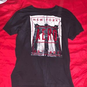 Medium men’s black Aeropostale tee